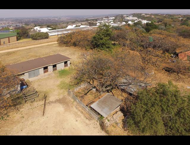 30,515M² SMALLHOLDING FOR SALE IN KYALAMI AH